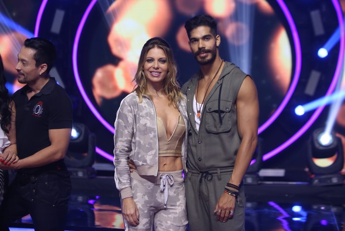 Sheila Melo com o bailarino Marcelo Vasquez (Foto: Anderson Borde/ AgNews)