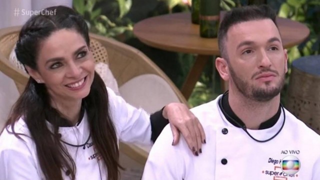 Claudia Ohana e Diego Hypolito no "Super Chef Celebridades" desta manhã (28) (Foto: Reprodução)