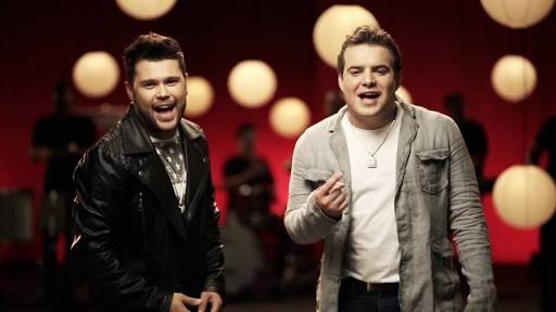 Marcos e Belutti também gravariam com Luan Santana, mas cantor deixou eles na mão assim como fez com Paula Fernandes (Foto: Divulgação)