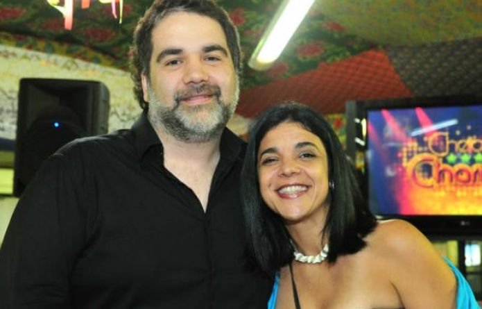 Os autores Filipe e Izabel. Foto - divulgação.
