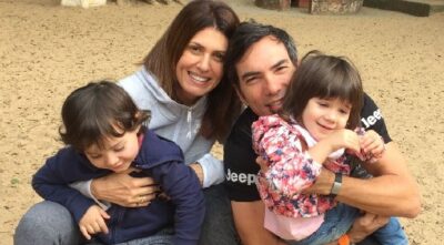 Janine com o marido, Cesar, e os gêmeos. (Foto: Divulgação)