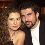 Lavínia Vlasak e Nicola Siri viveram Laura e Padre Pedro em Mulheres Apaixonadas (2003). (Foto: Giane Carvalho)