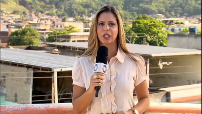 A jornalista Isabela Veiga foi demitida (Foto: Reprodução/Youtube)
