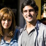 Sophie e Renato gravam para a supersérie. (Foto: Gshow)