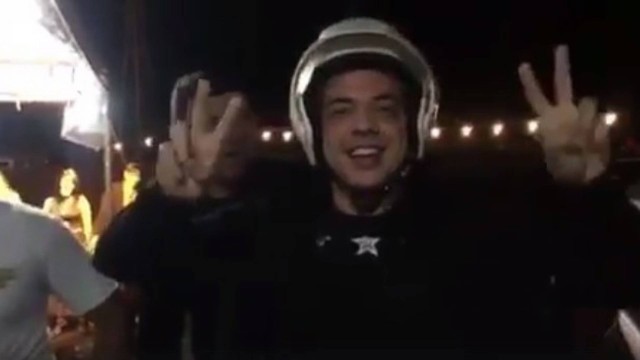 Wesley safadão indo de moto para show (Foto: Reprodução)