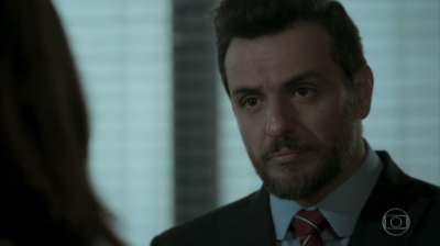 Caio (Rodrigo Lombardi) em cena de 