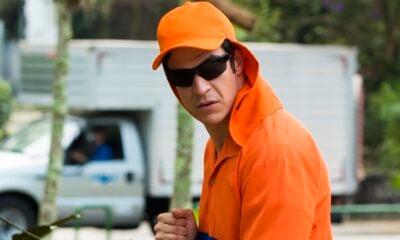 Eric (Mateus Solano) em cena de 