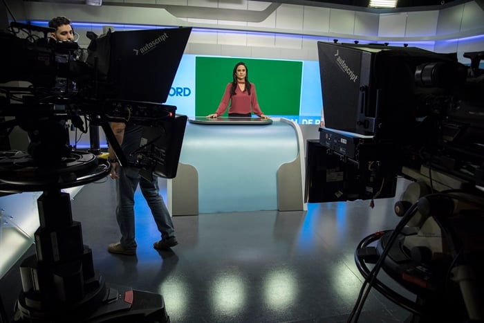 http://tvfoco.uai.com.br/wp-content/uploads/2015/05/Daniela-Mercury.jpg