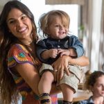 Ritinha e o filho Ruyzinho em A Força do Querer (Foto: Fábio Rocha/Globo)
