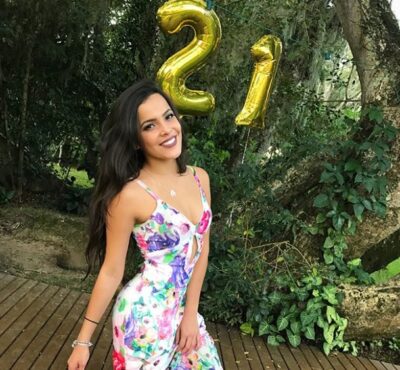 Emilly completou 21 anos. (Foto: Reprodução/Instagram)