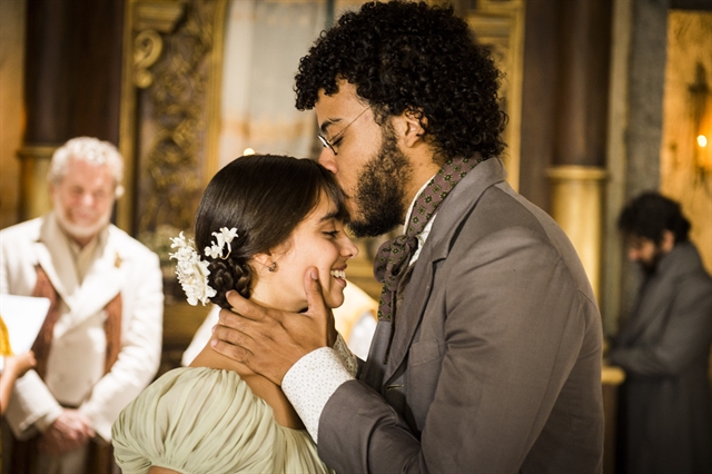 Cecília (Isabella Dragão) e Libério (Felipe Silcler) (Foto: Globo/João Miguel Júnior)