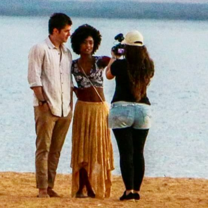 Caio Paduan e Érika Januza em gravação de "Outro Lado do Paraíso" (Foto: Tony Ribeiro)