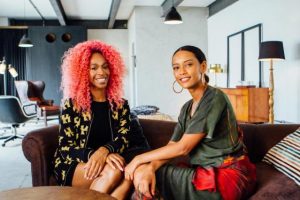 Karol Conka rasgou elogios para a atriz Thais Araujo no Super Bonita. (Foto: Divulgação/ GNT)