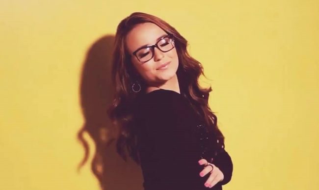 Larissa Manoela