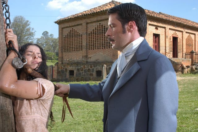 Cena de "A Escrava Isaura" (Foto: Divulgação)