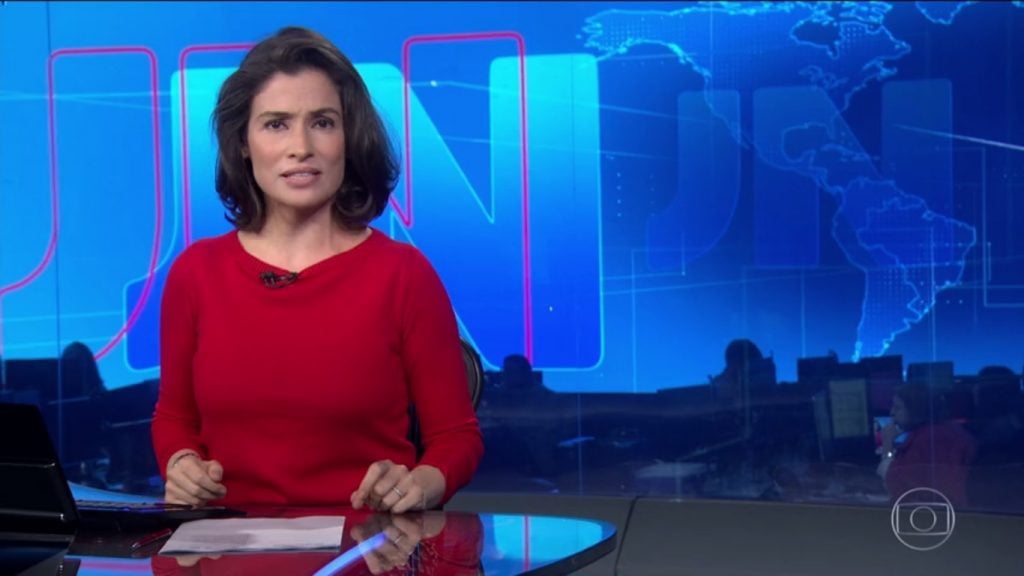 Renata Vasconcellos, sem querer, virou meme durante o "Jornal Nacional".