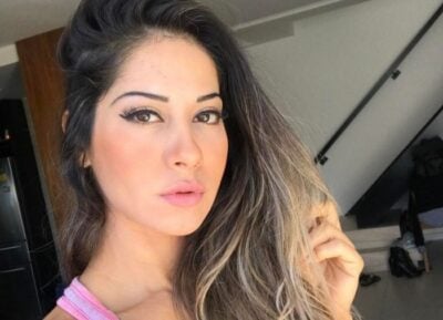 Mayra Cardi ousou em foto no Instagram (Foto: Reprodução)