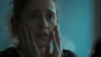 Pai de Carol Duarte, a Ivana, tem sofrido preconceito. (Foto: Reprodução/Globo)
