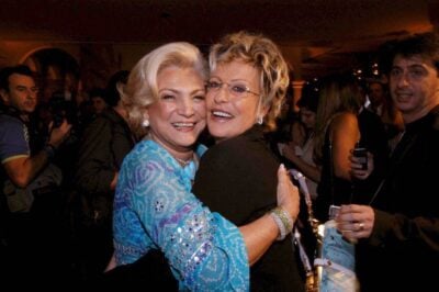 Ana Maria Braga presta homenagem a Hebe Camargo: 
