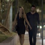 Jeiza e Caio se beijam (Foto: TV Globo)