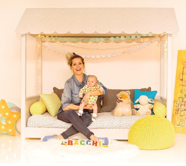 Karina Bacchi e o filho Enrico (Foto: Reprodução/Instagram)