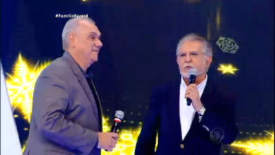 Marcelo Rezende ao lado de Domingos Meirelles no Família Record (Foto: Reprodução/TV Record)