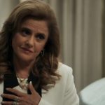 Sophia (Marieta Severo) em cena de O Outro Lado do Paraíso
(Foto: Reprodução/Globo)