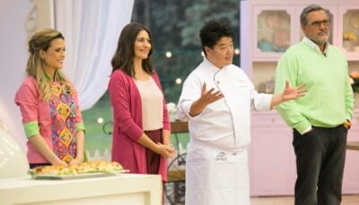 Beca, Carol, Rogério e Fasano no Bake Off Brasil
(Foto: Artur Igrecias/SBT)