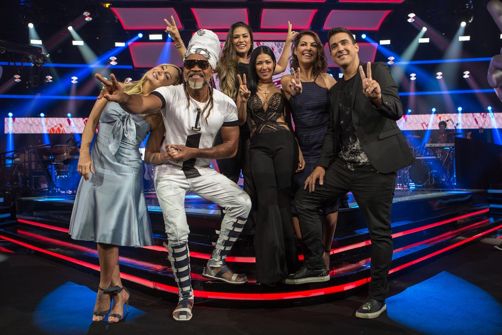 http://tvfoco.uai.com.br/wp-content/uploads/2015/05/Daniela-Mercury.jpg