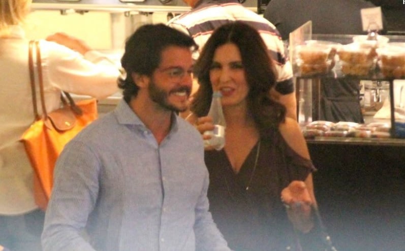 http://tvfoco.uai.com.br/wp-content/uploads/2015/05/Daniela-Mercury.jpg