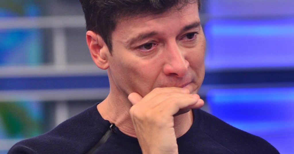 Rodrigo Faro em seu programa na Record<br /> (Foto: Reprodução)