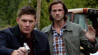 Dean Winchester e Sam Winchester em Supernatural
(Foto: Divulgação)