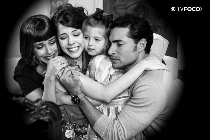 http://tvfoco.uai.com.br/wp-content/uploads/2015/05/Daniela-Mercury.jpg
