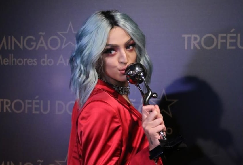 http://tvfoco.uai.com.br/wp-content/uploads/2015/05/Daniela-Mercury.jpg