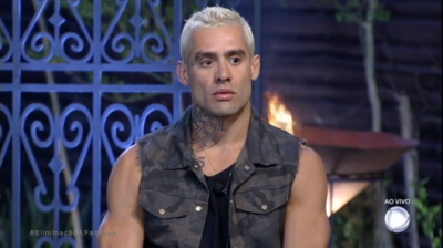 Yuri Fernandes, eliminado de A Fazenda: Nova Chance
(Foto: Reprodução/Record)