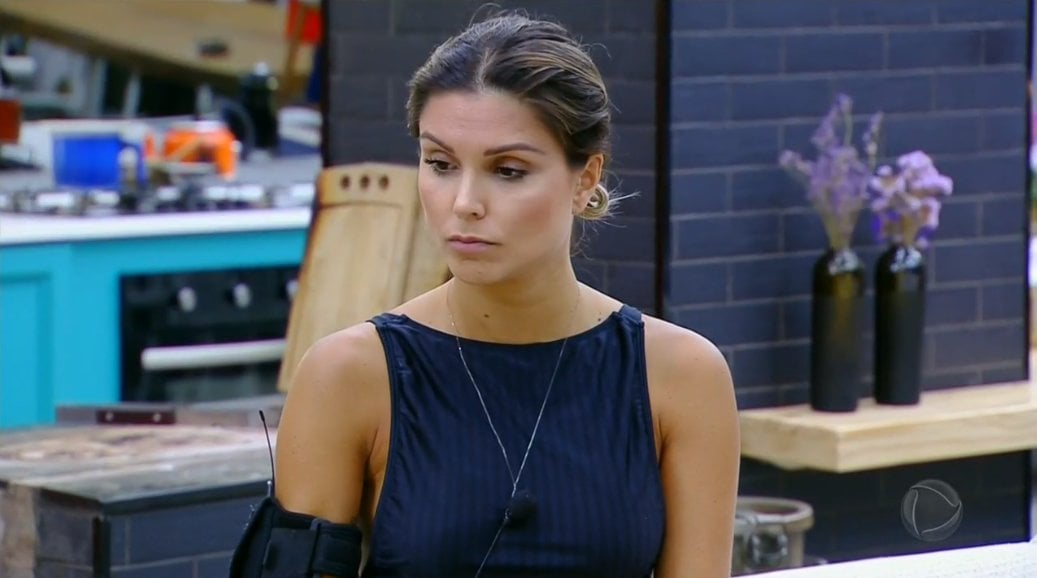 http://tvfoco.uai.com.br/wp-content/uploads/2015/05/Daniela-Mercury.jpg