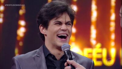 O humorista Lucas Veloso vai reforçar o elenco do novo Domingo Show (foto: reprodução/TV Globo)