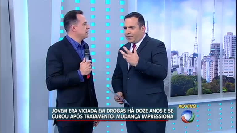 http://tvfoco.uai.com.br/wp-content/uploads/2015/05/Daniela-Mercury.jpg