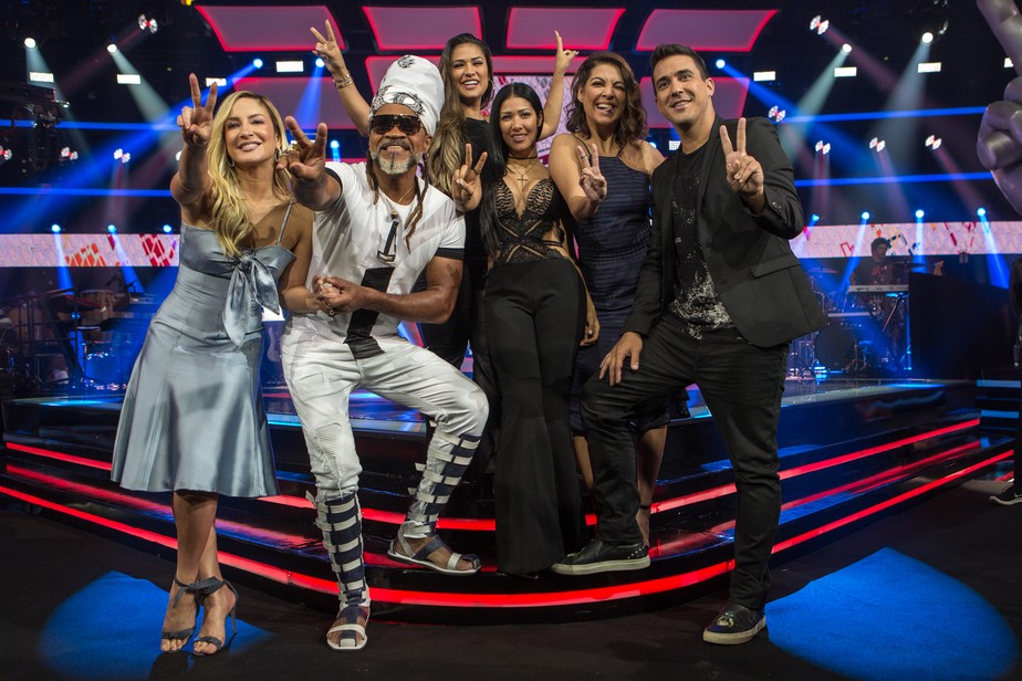 http://tvfoco.uai.com.br/wp-content/uploads/2015/05/Daniela-Mercury.jpg