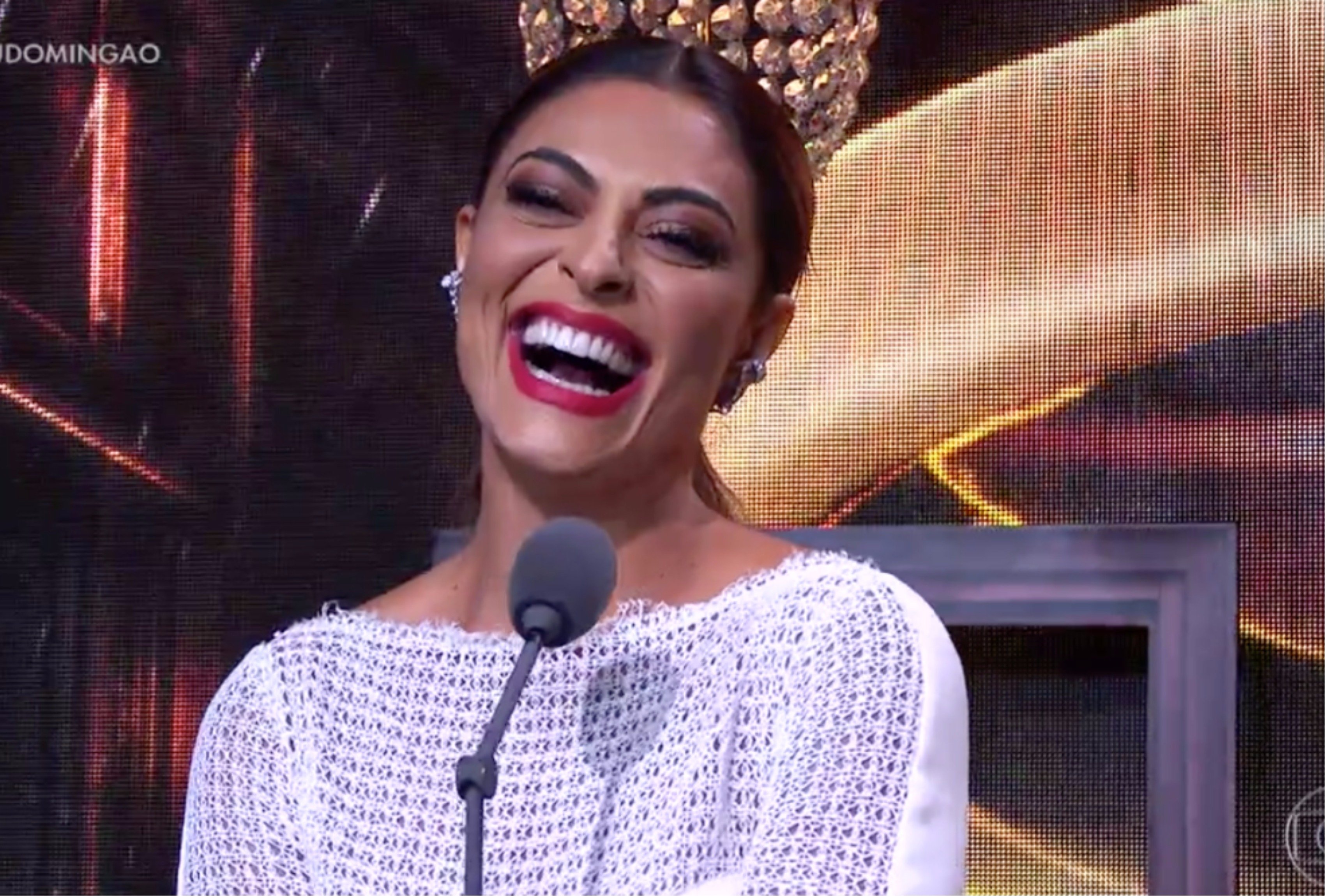 http://tvfoco.uai.com.br/wp-content/uploads/2015/05/Daniela-Mercury.jpg