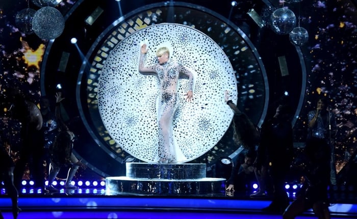 Xuxa no especial de fim de ano do Dancing Brasil (Foto: Blad Meneghel)