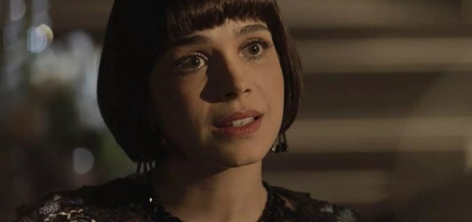 Sabrina Petraglia em cena de Tempo de Amar