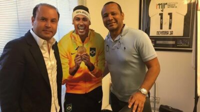 Vildomar Batista posa com Neymar Santos no Instituto Neymar Jr. (Foto: Reprodução)