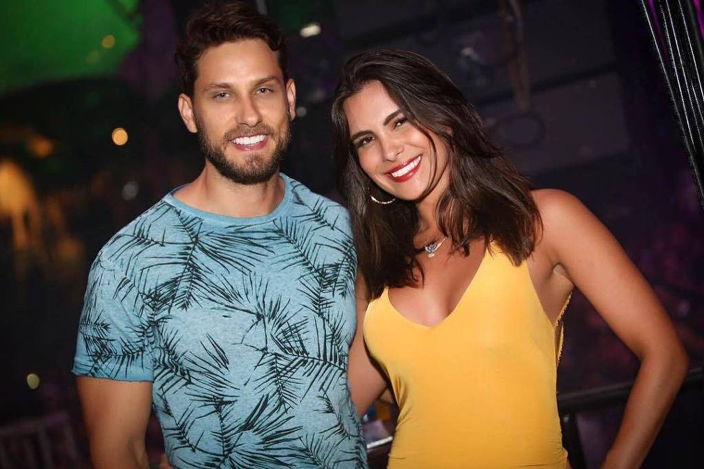 http://tvfoco.uai.com.br/wp-content/uploads/2015/05/Daniela-Mercury.jpg