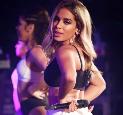 Anitta nega alfinetadas em vídeo (Reprodução/Instagram)