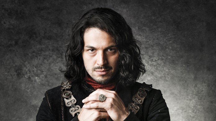 Rômulo Estrela em "Deus Salve o Rei" (Foto: Divulgação) Rômulo Estrela em "Deus Salve o Rei" (Foto: Divulgação)
