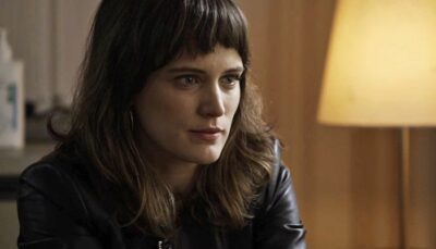 Clara (Bianca Bin) em cena de O Outro Lado do Paraíso
(Foto: Divulgação/Globo)
