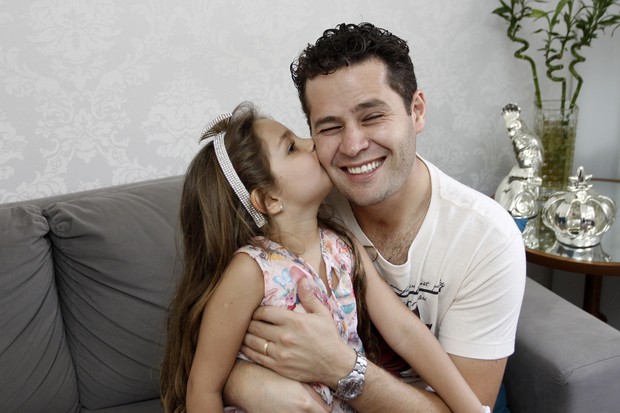 Pedro Leonardo e sua primeira filha, Maria Sophia (Foto: Reprodução)