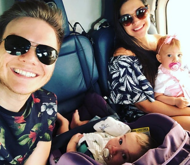 Thais Fersoza com Michel Teló e os filhos, Melinda e Teodoro (Foto: Reprodução/Instagram)