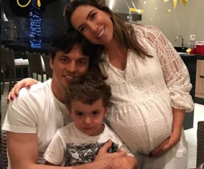 Patricia Abravanel ao lado de toda a família. (Foto: Reprodução/Instagram)